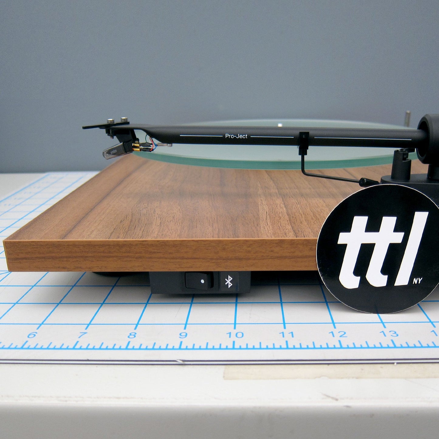 Pro-Ject: T1 BT Bluetooth Turntable - Walnut